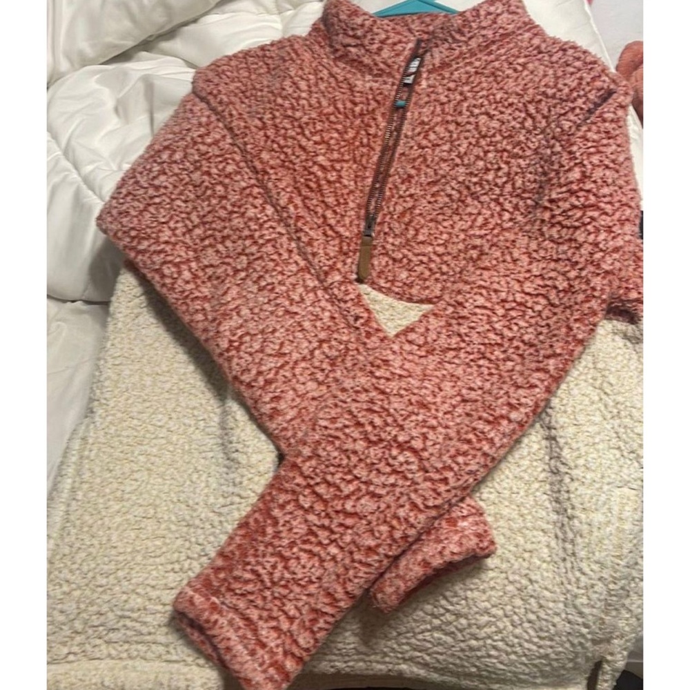 zip up hoodie